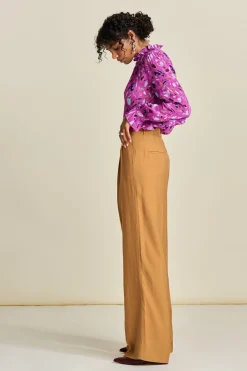 BROEK><noscript><img width=
