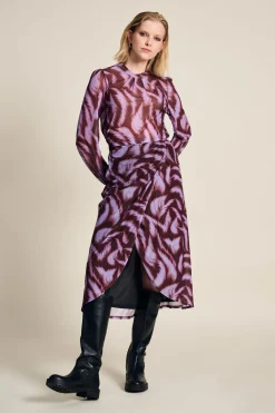 ROK><noscript><img width=